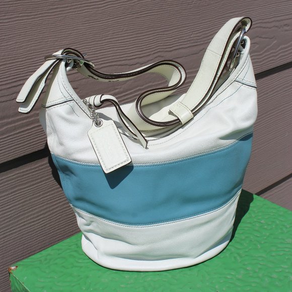 *SOLD*Coach bucket bag - Picture 1 of 8